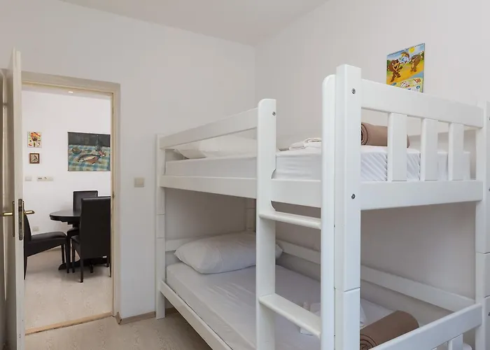 Apartment Karlo